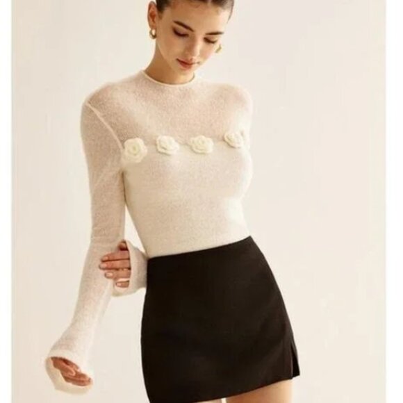 COMMENSE 3D Flower Panel Soft Knit Top Sweater Mohair Size Small - Picture 1 of 11